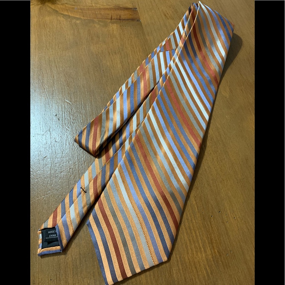 Men’s silk tie